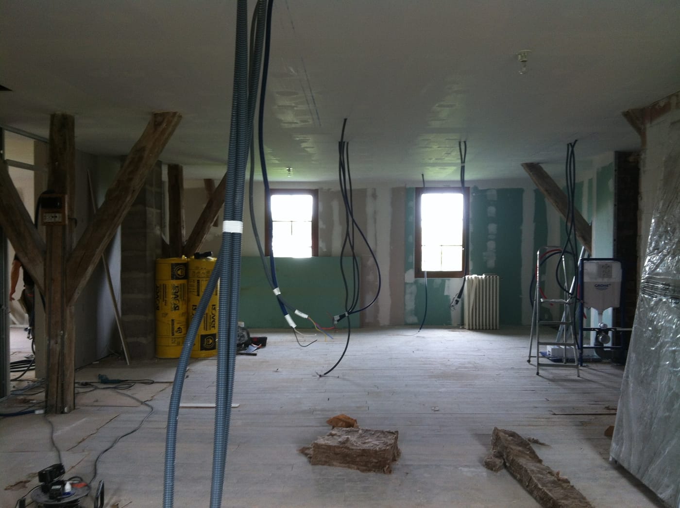 Maison de famille — l’étage — avant ou pendant les travaux